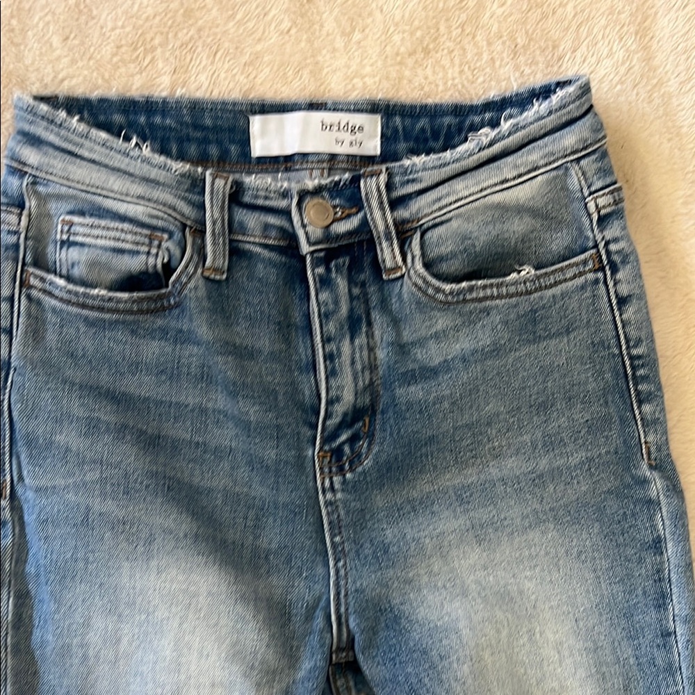 Bridge by Gly High Rise Blue Jeans with Vintage Fading